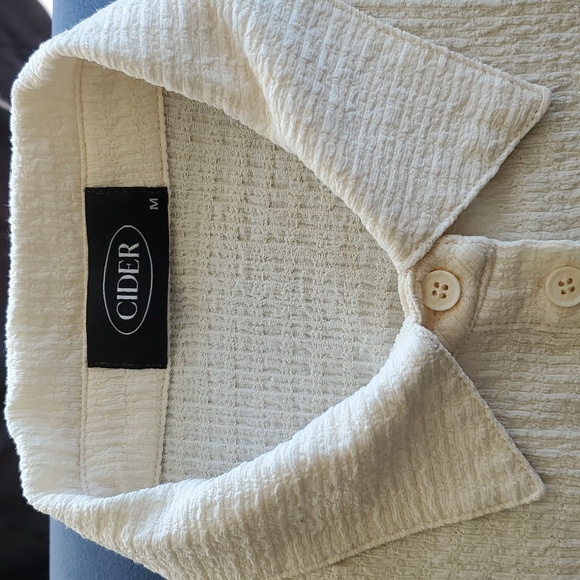 Cider Cream Button-down Lightweight Blouse - Picture 2 of 3